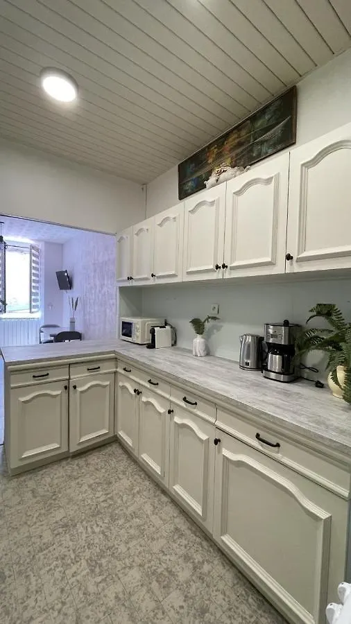 Appartement Cosy - 2 Chambres, Situe En Centre Ville Νίκαια